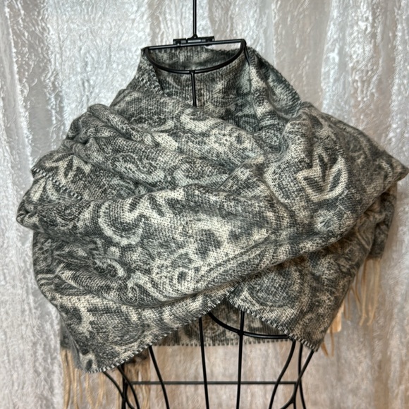 V. FRAAS CASHMINK scarf - Picture 2 of 7